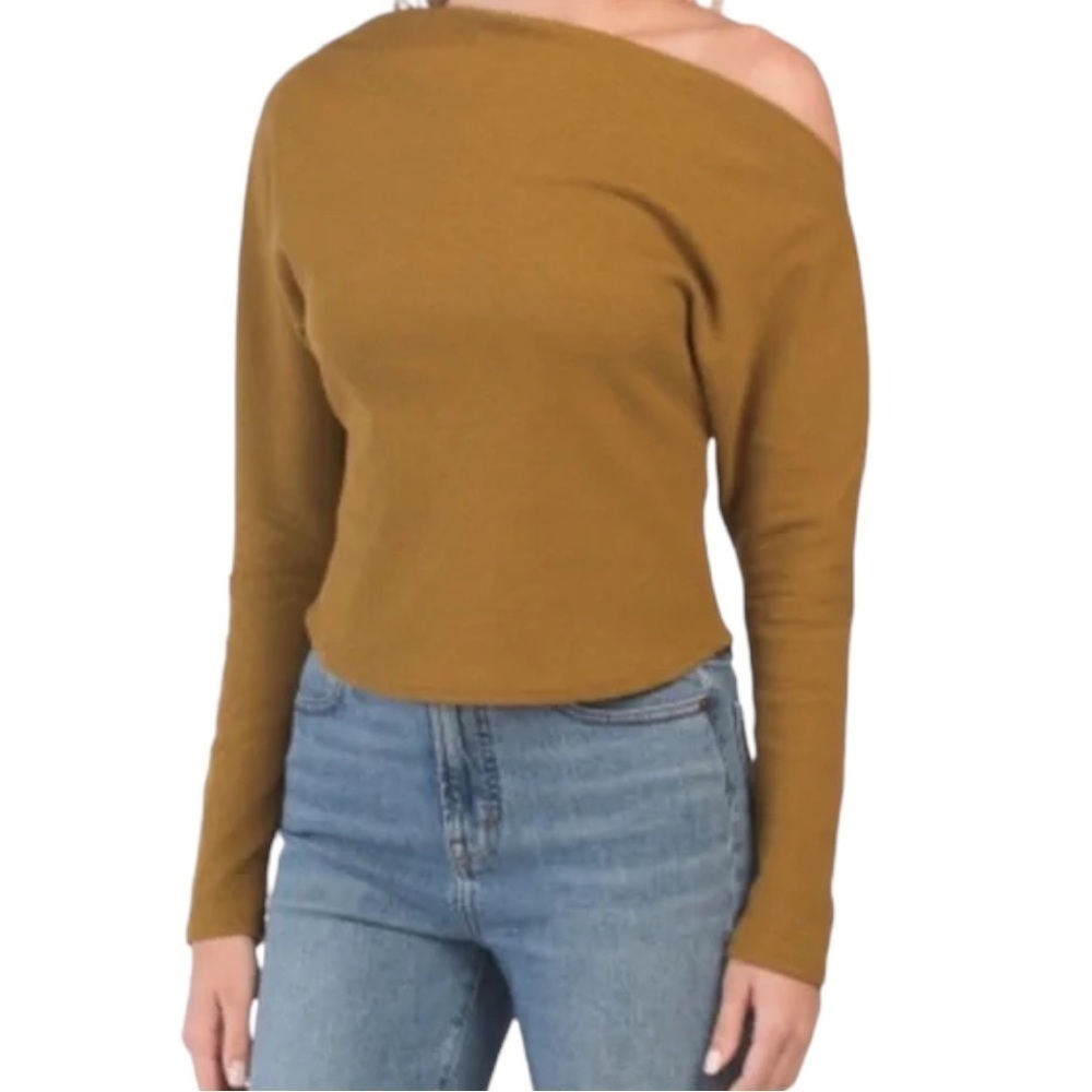 House of Harlow 1960 Waffle Knit Bat Wing Off Shoulder Long Sleeve Top